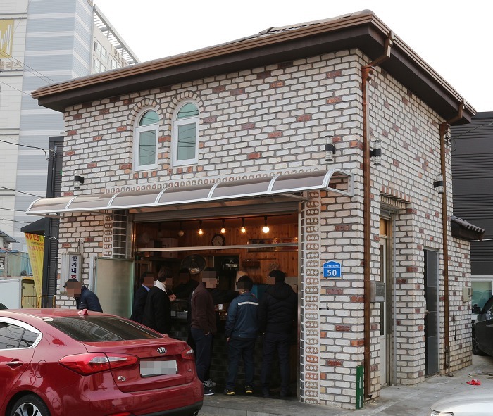 간판없는집 이미지