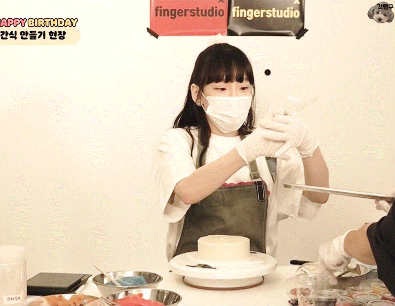 999BA0405F4FF68106E8A4