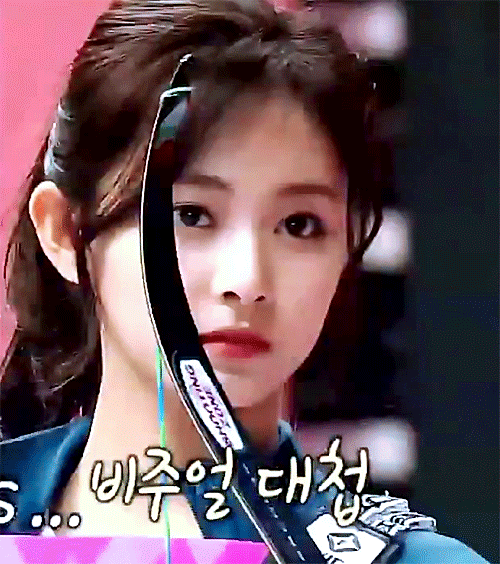 2018 MBC 아육대 예고편 쯔위.gif | 인스티즈