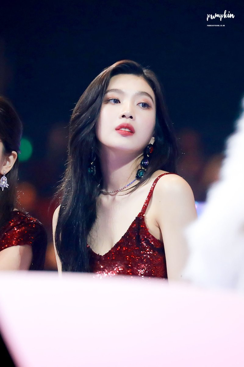 [레드벨벳] 크리스마스를 같이 보내고 싶은 조이.jpgif | 인스티즈