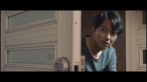 나에게만 그녀가 보이기 시작했다. 천우희 김남길 주연 ＜영화 어느날＞ 02 | 인스티즈