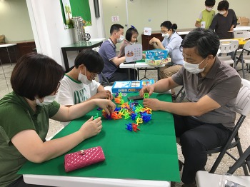 8월 18일(화) 가족사랑의 날-쉽게 배우는 보드게임
