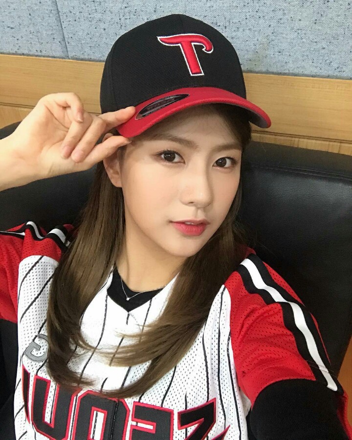 오늘자 오하영 인스타 업뎃 | 인스티즈