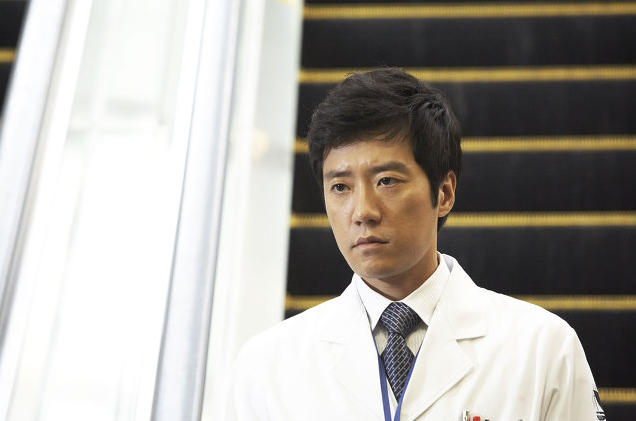드덕들사이에서도 의견이 많이 갈리는 김명민 인생캐릭터 | 인스티즈