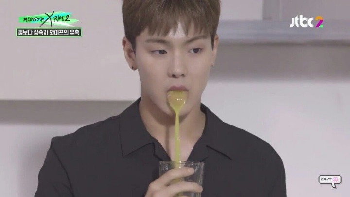 노란숟가락 이미지