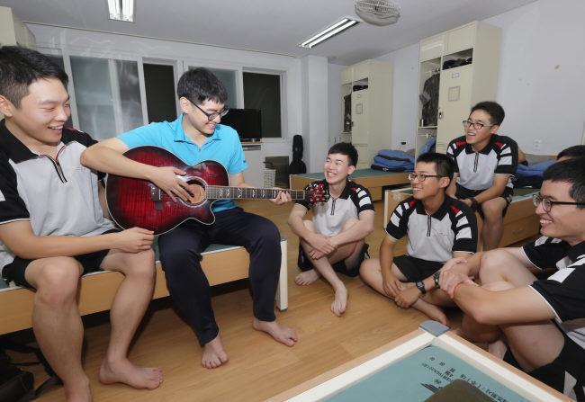 공군 제대한 사람 재입대 한다면 공군 vs 육군 | 인스티즈