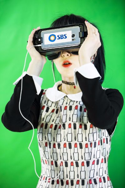 [레드벨벳] 방송중에 VR 체험하는 슬기 | 인스티즈
