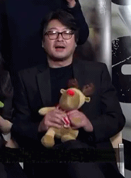  인사할 때 모습이 깨알같이 다른 영화 1987 팀.gif | 인스티즈