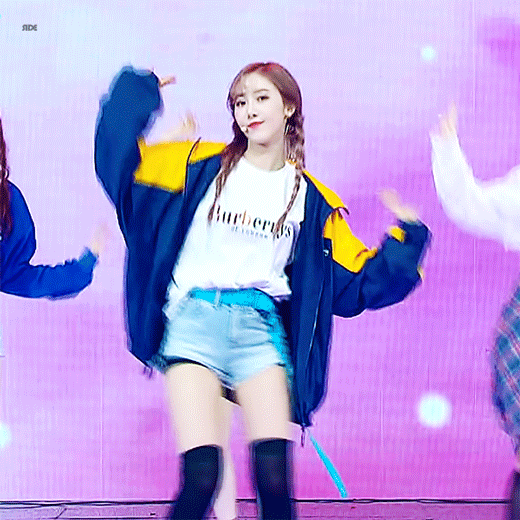 지금 현재 난리난 sm에서 나오는 역대급 여돌 콜라보.gif | 인스티즈